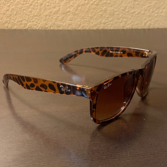 Ray-Ban Tortoise Shell Sunglasses - Picture 1 of 6